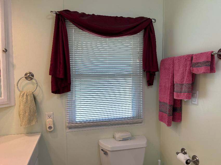 7907 Lakeshore Drive a Ellenton, FL Mobile or Manufactured Home for Sale